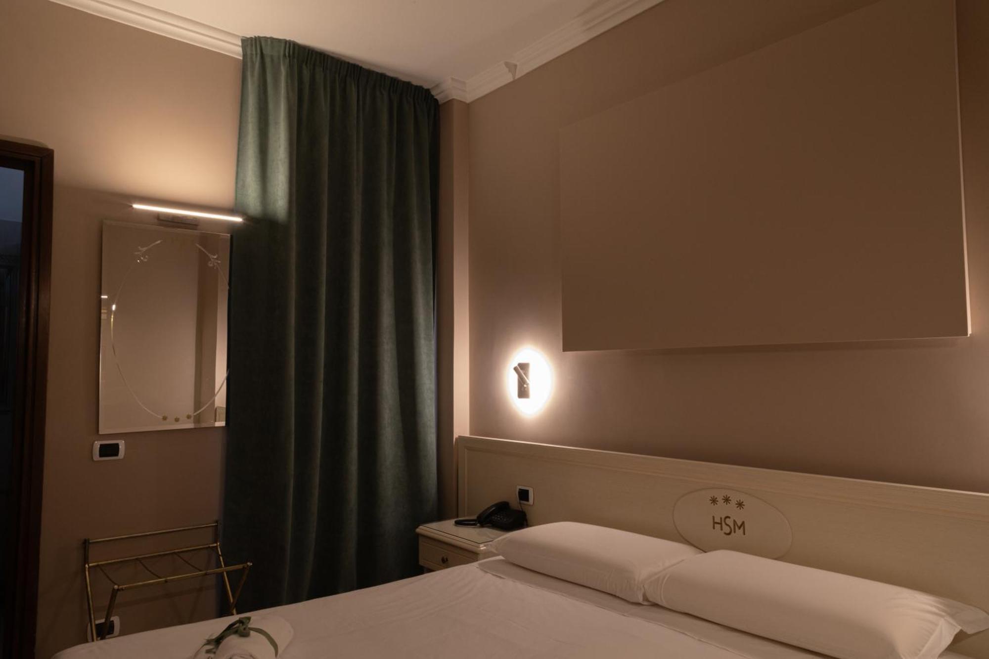 Hotel Santa Maura Roma Exterior foto
