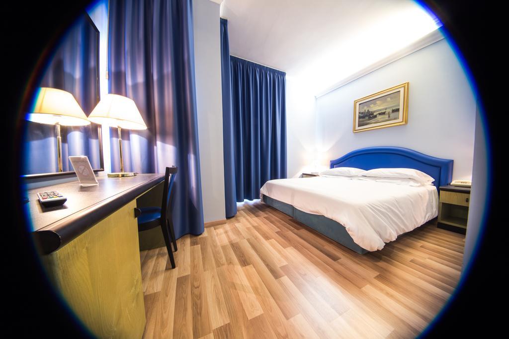 Hotel Santa Maura Roma Exterior foto
